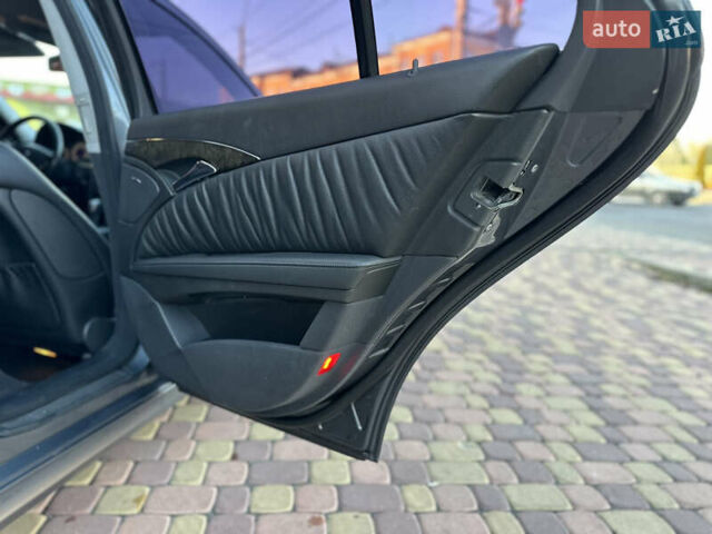 Серый Мерседес Е-Класс, объемом двигателя 3 л и пробегом 358 тыс. км за 8500 $, фото 19 на Automoto.ua