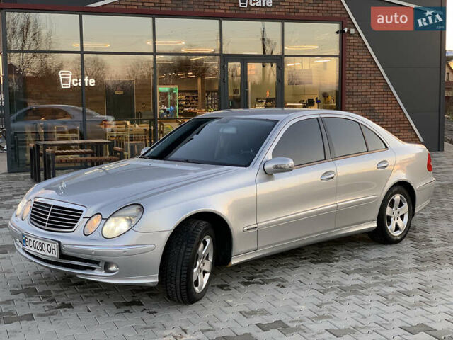 Серый Мерседес Е-Класс, объемом двигателя 3.2 л и пробегом 367 тыс. км за 8000 $, фото 37 на Automoto.ua