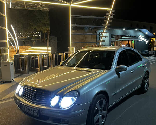 Серый Мерседес Е-Класс, объемом двигателя 2 л и пробегом 198 тыс. км за 7000 $, фото 15 на Automoto.ua