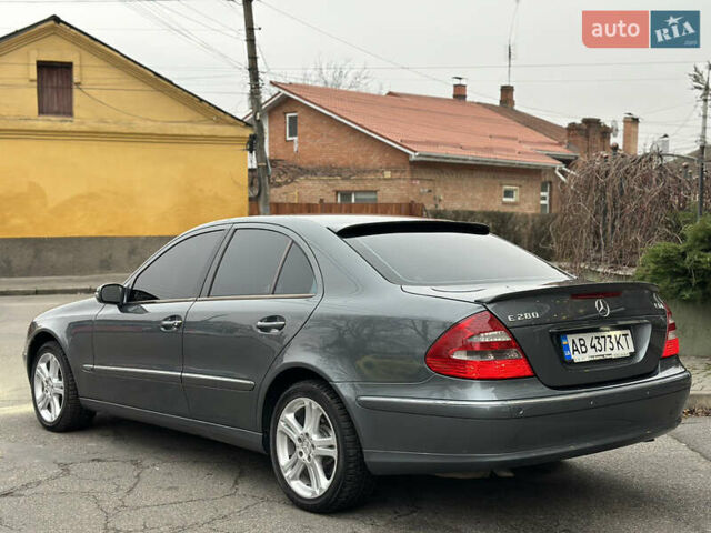 Серый Мерседес Е-Класс, объемом двигателя 3 л и пробегом 362 тыс. км за 8500 $, фото 7 на Automoto.ua