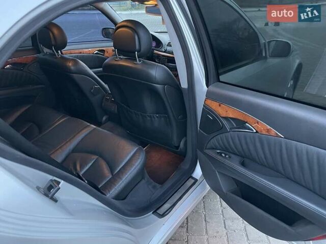 Серый Мерседес Е-Класс, объемом двигателя 2.15 л и пробегом 505 тыс. км за 7250 $, фото 25 на Automoto.ua