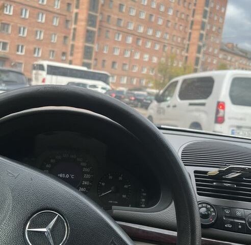 Сірий Мерседес Е-Клас, об'ємом двигуна 2.7 л та пробігом 350 тис. км за 2919 $, фото 6 на Automoto.ua