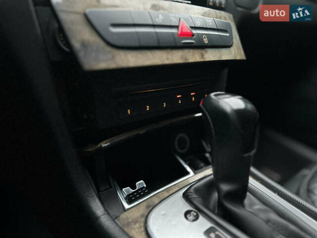 Серый Мерседес Е-Класс, объемом двигателя 3 л и пробегом 362 тыс. км за 8500 $, фото 33 на Automoto.ua