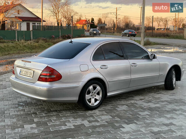 Серый Мерседес Е-Класс, объемом двигателя 3.2 л и пробегом 367 тыс. км за 8000 $, фото 5 на Automoto.ua