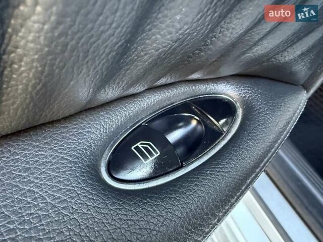 Серый Мерседес Е-Класс, объемом двигателя 2.99 л и пробегом 300 тыс. км за 8400 $, фото 70 на Automoto.ua