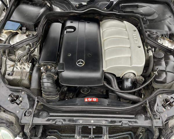 Сірий Мерседес Е-Клас, об'ємом двигуна 2.15 л та пробігом 448 тис. км за 6500 $, фото 17 на Automoto.ua