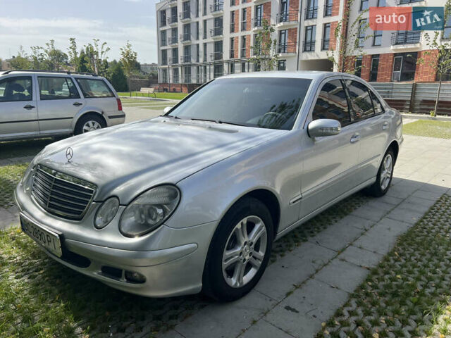 Сірий Мерседес Е-Клас, об'ємом двигуна 1.8 л та пробігом 269 тис. км за 7200 $, фото 7 на Automoto.ua