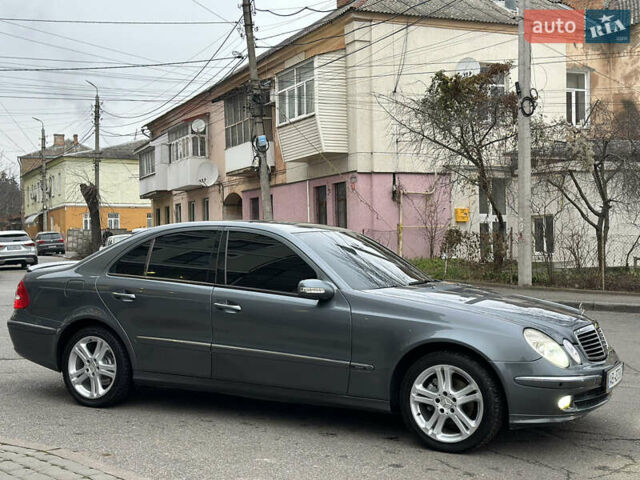 Серый Мерседес Е-Класс, объемом двигателя 3 л и пробегом 362 тыс. км за 8500 $, фото 12 на Automoto.ua