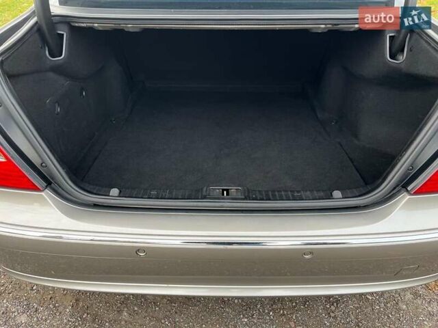 Сірий Мерседес Е-Клас, об'ємом двигуна 3 л та пробігом 245 тис. км за 10500 $, фото 27 на Automoto.ua
