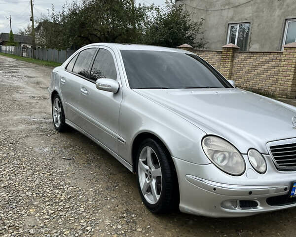 Сірий Мерседес Е-Клас, об'ємом двигуна 2.15 л та пробігом 448 тис. км за 6500 $, фото 2 на Automoto.ua