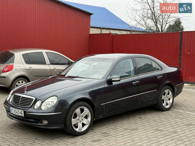 Сірий Мерседес Е-Клас, об'ємом двигуна 3.2 л та пробігом 267 тис. км за 7200 $, фото 5 на Automoto.ua