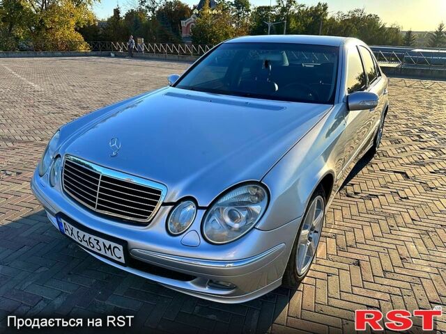 Серый Мерседес Е-Класс, объемом двигателя 3.2 л и пробегом 340 тыс. км за 7400 $, фото 1 на Automoto.ua