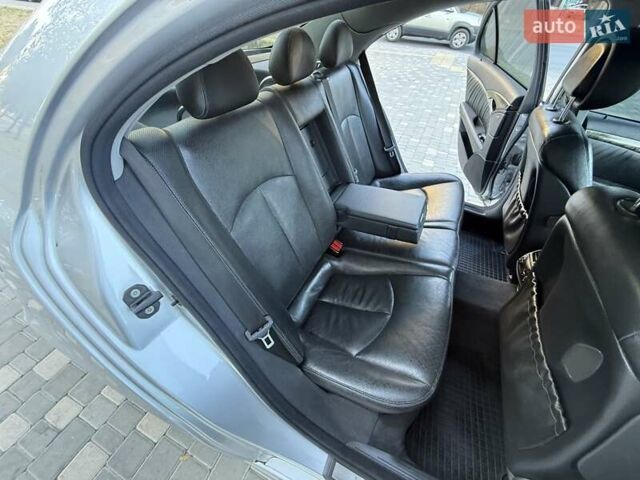 Серый Мерседес Е-Класс, объемом двигателя 2.99 л и пробегом 300 тыс. км за 8400 $, фото 79 на Automoto.ua