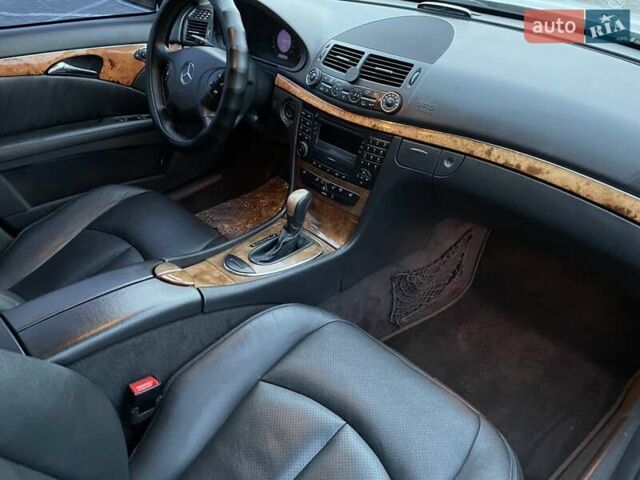 Серый Мерседес Е-Класс, объемом двигателя 2.15 л и пробегом 505 тыс. км за 7250 $, фото 26 на Automoto.ua
