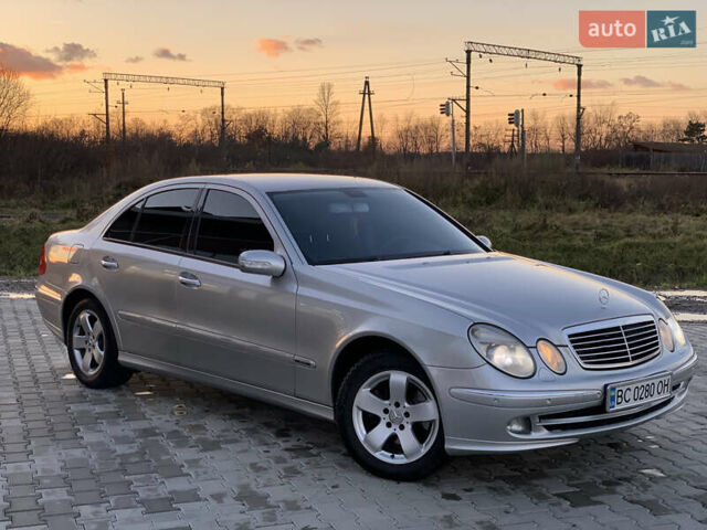 Серый Мерседес Е-Класс, объемом двигателя 3.2 л и пробегом 367 тыс. км за 8000 $, фото 43 на Automoto.ua