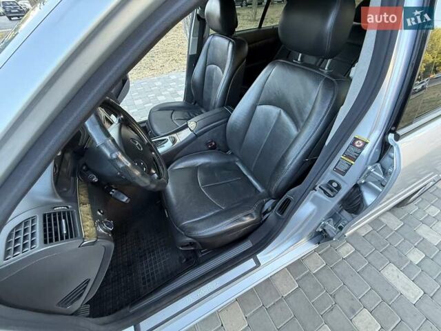 Серый Мерседес Е-Класс, объемом двигателя 2.99 л и пробегом 300 тыс. км за 8400 $, фото 38 на Automoto.ua