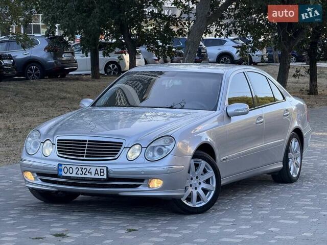 Серый Мерседес Е-Класс, объемом двигателя 2.99 л и пробегом 300 тыс. км за 8400 $, фото 16 на Automoto.ua