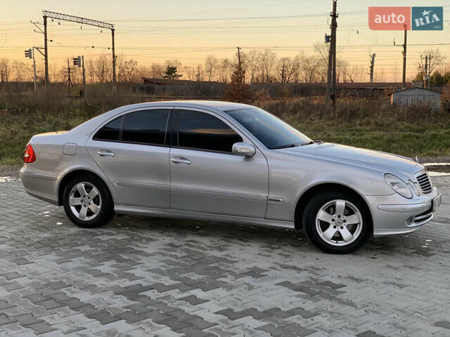 Серый Мерседес Е-Класс, объемом двигателя 3.2 л и пробегом 367 тыс. км за 8000 $, фото 3 на Automoto.ua