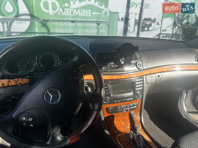 Сірий Мерседес Е-Клас, об'ємом двигуна 3 л та пробігом 289 тис. км за 8700 $, фото 8 на Automoto.ua