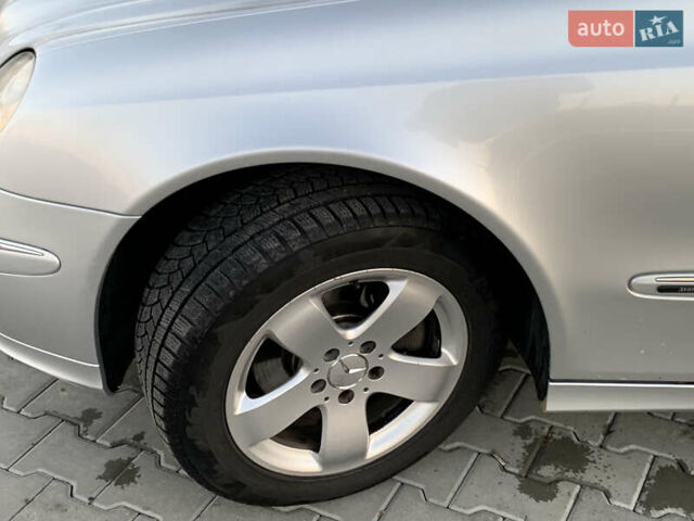 Серый Мерседес Е-Класс, объемом двигателя 3.2 л и пробегом 367 тыс. км за 8000 $, фото 50 на Automoto.ua