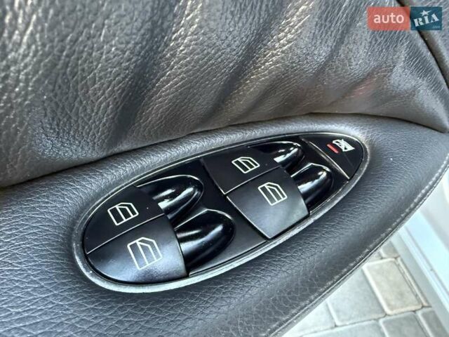 Серый Мерседес Е-Класс, объемом двигателя 2.99 л и пробегом 300 тыс. км за 8400 $, фото 35 на Automoto.ua