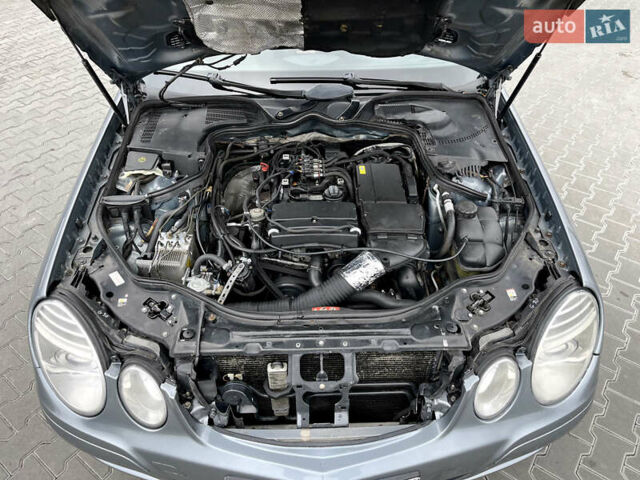 Мерседес Е-Клас 2005 у Белой Церкве на Automoto.ua Сірий Мерседес Е-Клас, об'ємом двигуна 1.8 л та пробігом 456 тис. км за 4850 $, фото 24 на Automoto.ua