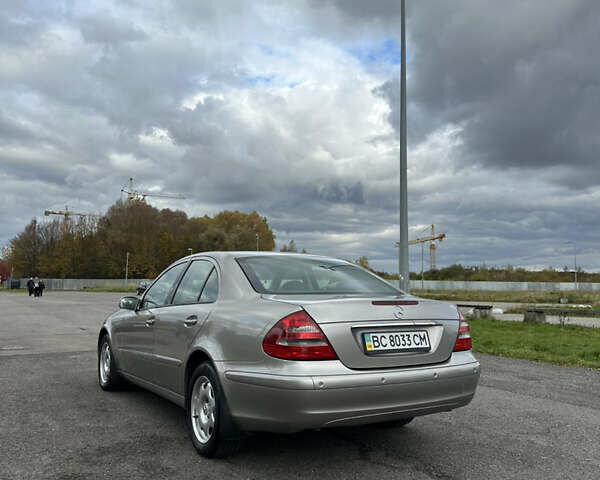 Мерседес Е-Клас 2005 у Львові на Automoto.ua Сірий Мерседес Е-Клас, об'ємом двигуна 1.8 л та пробігом 217 тис. км за 7000 $, фото 4 на Automoto.ua