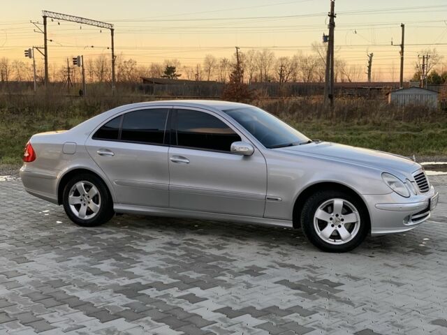 Серый Мерседес Е-Класс, объемом двигателя 3.2 л и пробегом 367 тыс. км за 8000 $, фото 1 на Automoto.ua