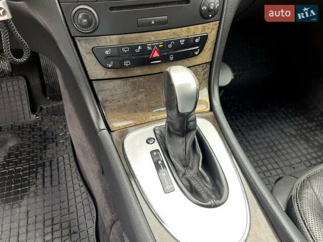 Мерседес Е-Клас 2005 у Белой Церкве на Automoto.ua Сірий Мерседес Е-Клас, об'ємом двигуна 1.8 л та пробігом 456 тис. км за 4850 $, фото 15 на Automoto.ua