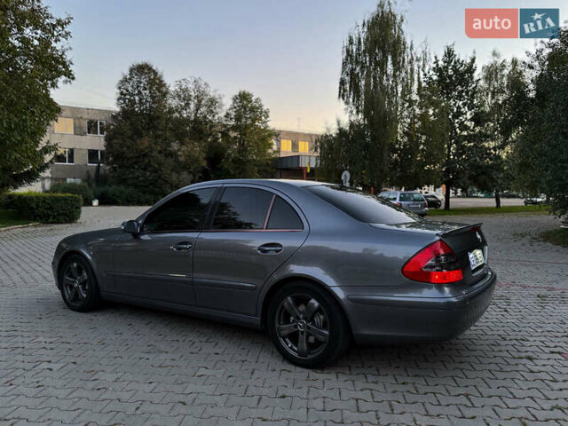 Сірий Мерседес Е-Клас, об'ємом двигуна 2.1 л та пробігом 295 тис. км за 7450 $, фото 3 на Automoto.ua