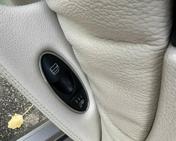 Серый Мерседес Е-Класс, объемом двигателя 3.5 л и пробегом 260 тыс. км за 8500 $, фото 12 на Automoto.ua