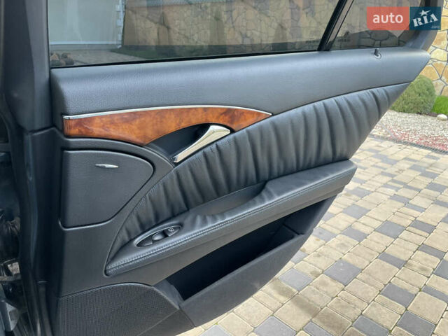 Серый Мерседес Е-Класс, объемом двигателя 1.8 л и пробегом 312 тыс. км за 7450 $, фото 25 на Automoto.ua