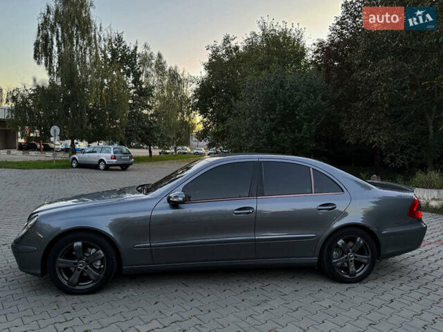 Сірий Мерседес Е-Клас, об'ємом двигуна 2.1 л та пробігом 295 тис. км за 7450 $, фото 2 на Automoto.ua