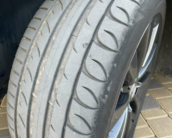 Серый Мерседес Е-Класс, объемом двигателя 1.8 л и пробегом 312 тыс. км за 7450 $, фото 16 на Automoto.ua