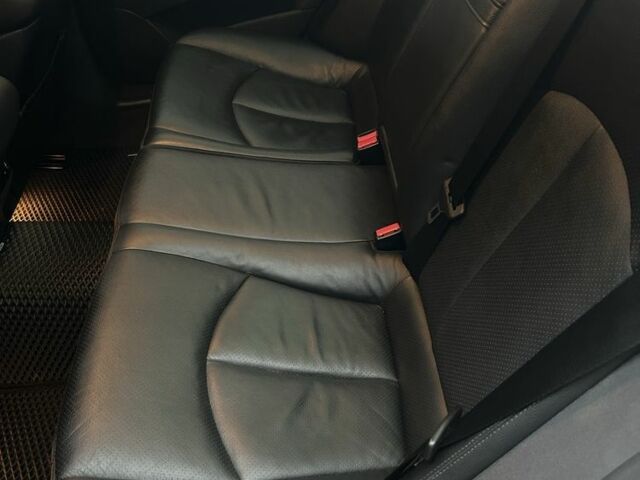 Серый Мерседес Е-Класс, объемом двигателя 3 л и пробегом 376 тыс. км за 8500 $, фото 13 на Automoto.ua