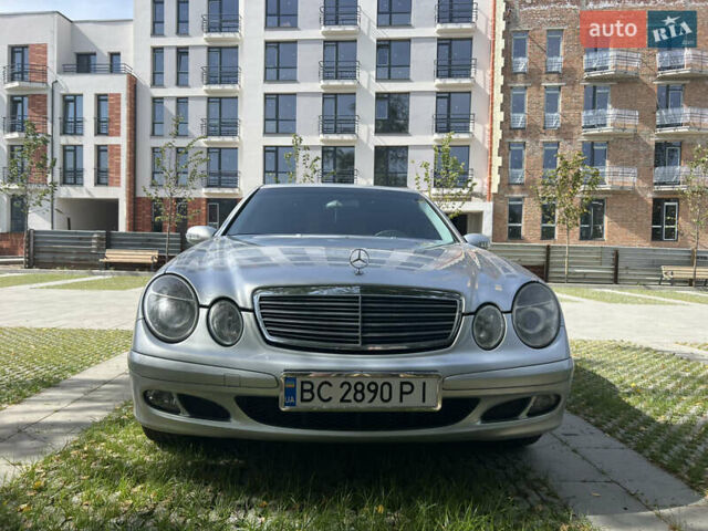 Сірий Мерседес Е-Клас, об'ємом двигуна 1.8 л та пробігом 269 тис. км за 7200 $, фото 3 на Automoto.ua