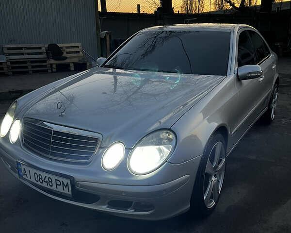 Серый Мерседес Е-Класс, объемом двигателя 2 л и пробегом 198 тыс. км за 7000 $, фото 3 на Automoto.ua