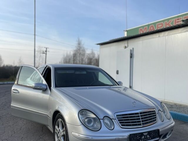 Серый Мерседес Е-Класс, объемом двигателя 2.2 л и пробегом 340 тыс. км за 3200 $, фото 2 на Automoto.ua