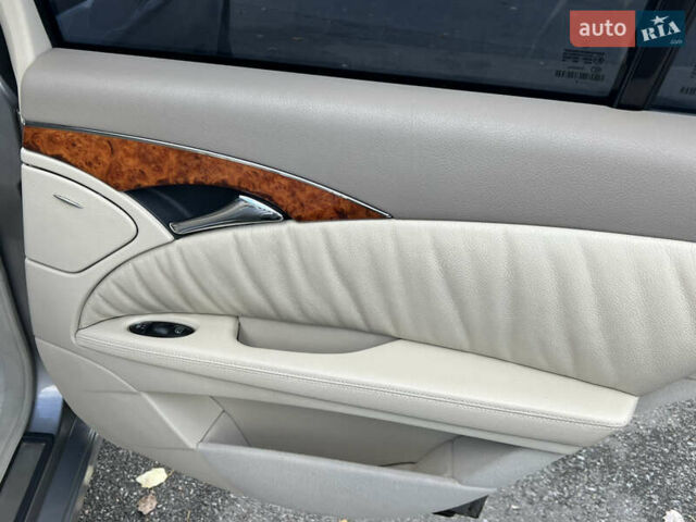 Серый Мерседес Е-Класс, объемом двигателя 3.5 л и пробегом 260 тыс. км за 8500 $, фото 16 на Automoto.ua