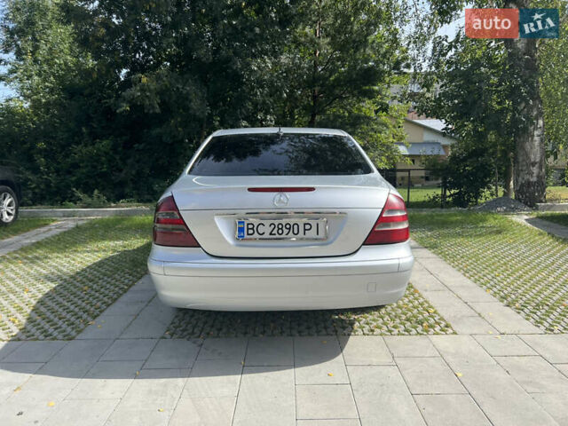 Сірий Мерседес Е-Клас, об'ємом двигуна 1.8 л та пробігом 269 тис. км за 7200 $, фото 5 на Automoto.ua
