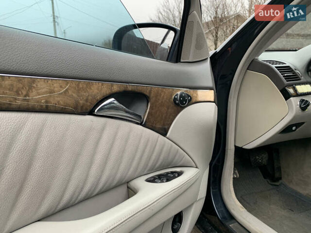 Сірий Мерседес Е-Клас, об'ємом двигуна 3.2 л та пробігом 265 тис. км за 7999 $, фото 8 на Automoto.ua