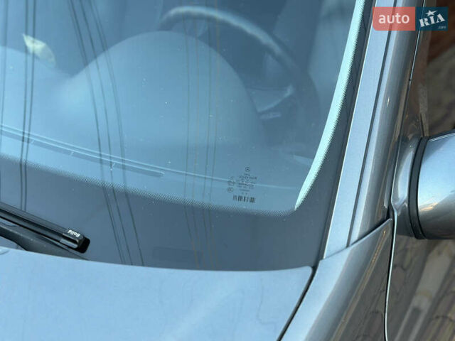 Серый Мерседес Е-Класс, объемом двигателя 3 л и пробегом 358 тыс. км за 8500 $, фото 10 на Automoto.ua