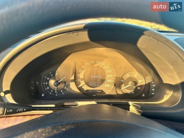 Сірий Мерседес Е-Клас, об'ємом двигуна 2.2 л та пробігом 380 тис. км за 6800 $, фото 18 на Automoto.ua