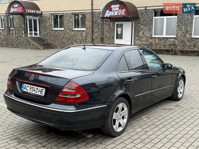 Сірий Мерседес Е-Клас, об'ємом двигуна 3.2 л та пробігом 267 тис. км за 7200 $, фото 8 на Automoto.ua