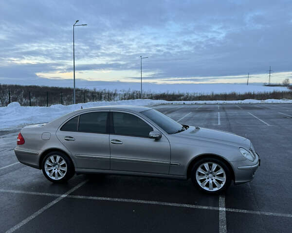 Серый Мерседес Е-Класс, объемом двигателя 2.99 л и пробегом 350 тыс. км за 8199 $, фото 12 на Automoto.ua