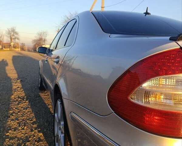 Серый Мерседес Е-Класс, объемом двигателя 2.99 л и пробегом 328 тыс. км за 8350 $, фото 7 на Automoto.ua