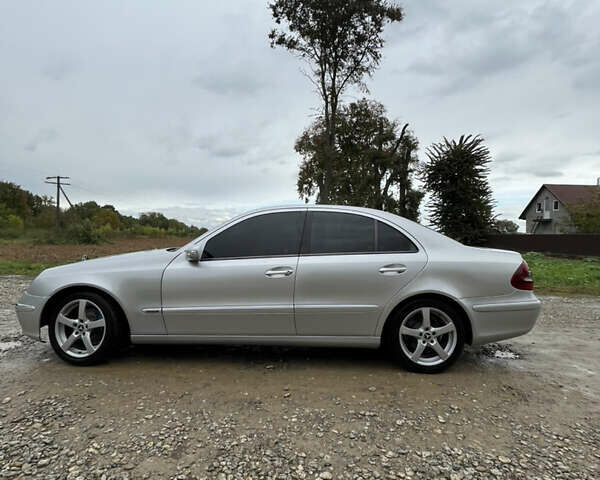 Сірий Мерседес Е-Клас, об'ємом двигуна 2.15 л та пробігом 448 тис. км за 6500 $, фото 7 на Automoto.ua