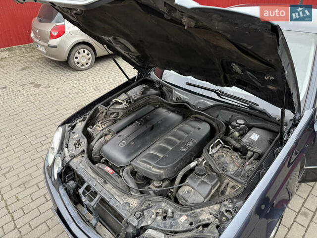 Сірий Мерседес Е-Клас, об'ємом двигуна 3.2 л та пробігом 267 тис. км за 7200 $, фото 21 на Automoto.ua