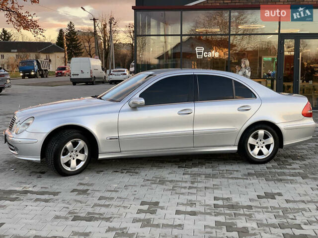 Серый Мерседес Е-Класс, объемом двигателя 3.2 л и пробегом 367 тыс. км за 8000 $, фото 10 на Automoto.ua