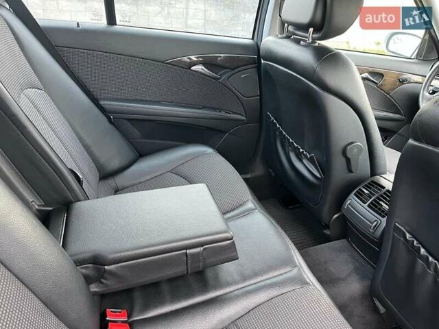 Сірий Мерседес Е-Клас, об'ємом двигуна 3 л та пробігом 245 тис. км за 10500 $, фото 23 на Automoto.ua